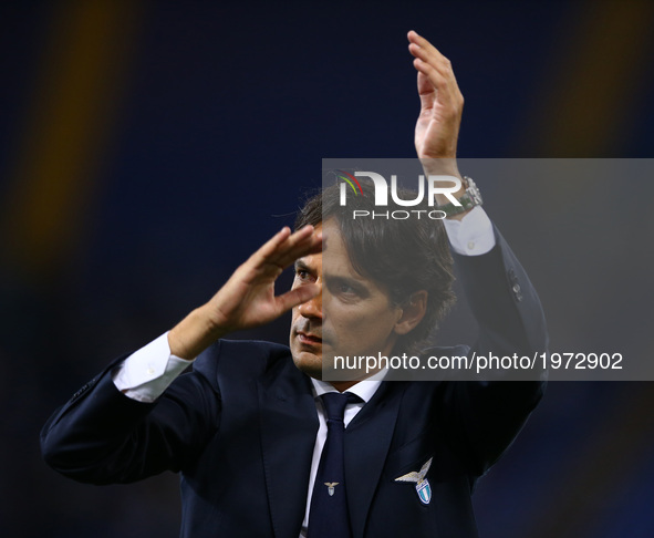 Serie A Lazio v Inter
Simone Inzaghi manager of Lazio greeeing the supporters at Olimpico Stadium in Rome, Italy on May 21, 2017.
 