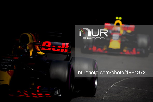 The Bulls 03 RICCIARDO Daniel from Australia followed by 33 VERSTAPPEN Max from Netherland of Red Bull Tag Heuer RB13 during the Monaco Gran...