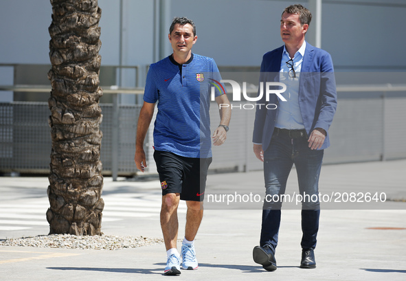 Ernesto Valverde and Robert Fernandez after the FC Barcelona training, on 17 july 2017. Photo: Joan Valls/Urbanandsport/Nurphoto -- 