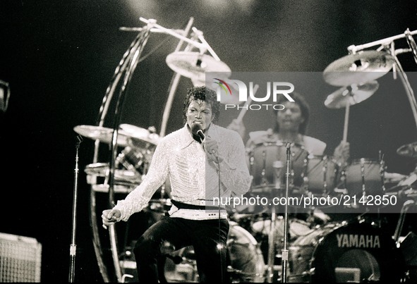 Michael Jackson performing in a concert in 1984. Michael Joseph Jackson (August 29, 1958 – June 25, 2009) was an American singer, songwriter...