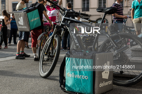 Demonstration of delivery driver of the Deliveroo company to request a better remuneration from the company to the biker in Lyon on August 2...