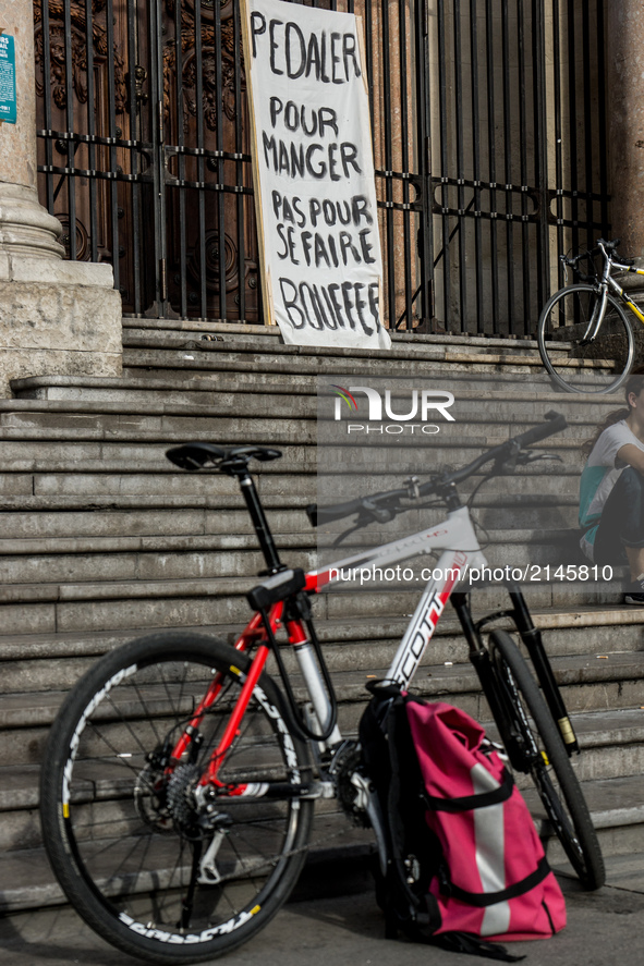 Demonstration of delivery driver of the Deliveroo company to request a better remuneration from the company to the biker in Lyon on August 2...