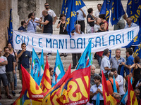 Atac workers protest during the municipal council on the Atac crisis,in Rome, Italy on 07 September 2017. (