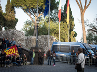 Demonstration of the Basic Trade Union (USB) in solidarity with the workers of Corpa srl, who occupied the scaffolding in Piazza Madonna di...