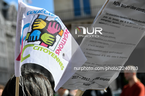 French associations lead by CAC association protest against the end of the assisted contract of the gouvernement in Paris, France, on 3 Octo...