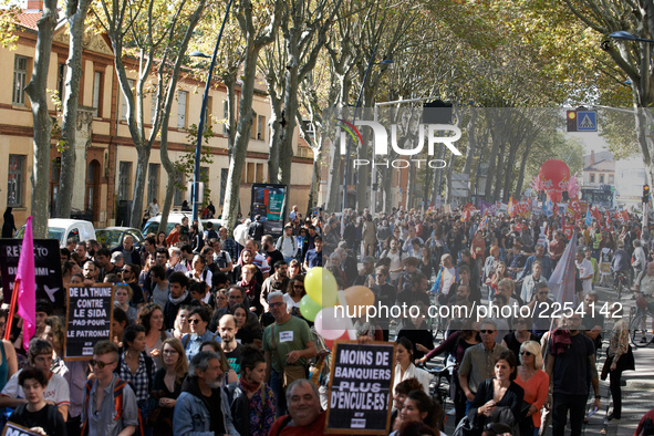 More than 15000 protesters took to the streets of Toulouse against the new Macron's reforms on the Work Code. It's a nation-wide action day...