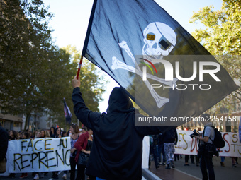 More than 15000 protesters took to the streets of Toulouse against the new Macron's reforms on the Work Code. It's a nation-wide action day...