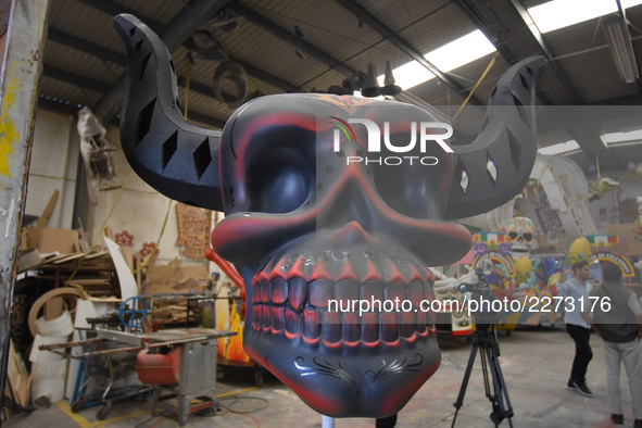 Workers of the 'Taller el Volador' made  the manufacture of skulls and catrinas that will be used for the Day of the Dead Parade inspired by...