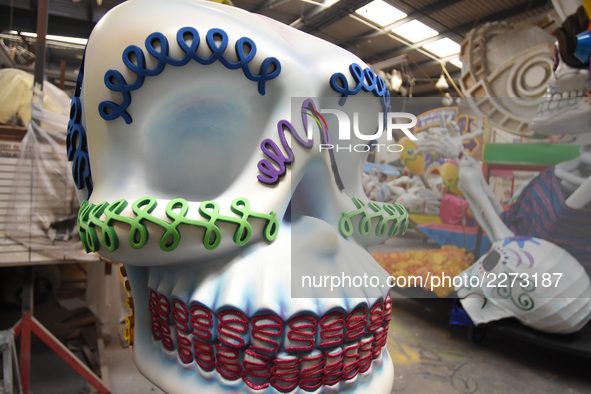 Workers of the 'Taller el Volador' made  the manufacture of skulls and catrinas that will be used for the Day of the Dead Parade inspired by...