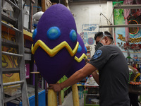 Workers of the 'Taller el Volador' made  the manufacture of skulls and catrinas that will be used for the Day of the Dead Parade inspired by...