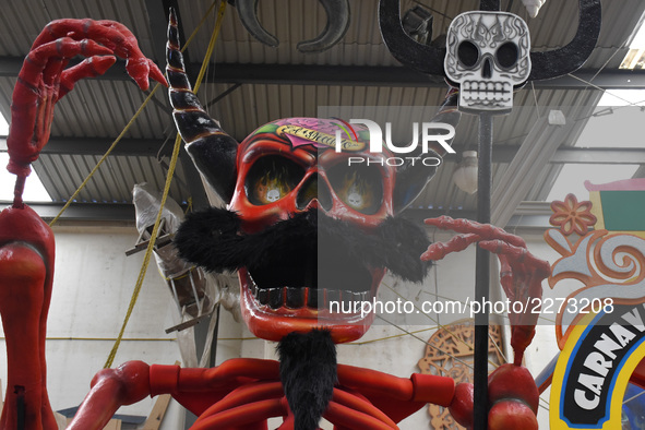 Workers of the 'Taller el Volador' made  the manufacture of skulls and catrinas that will be used for the Day of the Dead Parade inspired by...