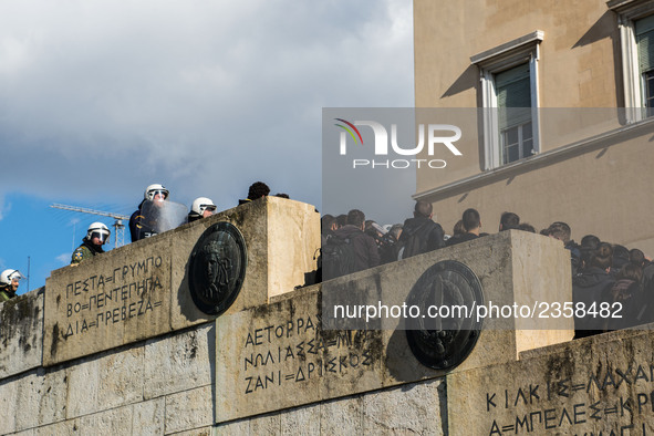 Demonstrators of left partys protesting the amendment provides that for declaring a strike required to conform 50% of the economically activ...