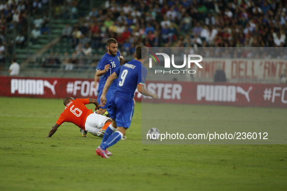 De rossi during the Serie A match between Italy and Netherlands at San Nicola Stadium, Bari, Italy, on September 4, 2014. Photo by Loris Ros...