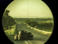 The road to Karkhov seen through the viewfinder of an anti-tank (