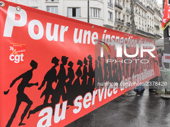 Demonstration of labour inspectors in front of the Ministry of Health and Social Affairs for the respect of trade union freedoms at the labo...