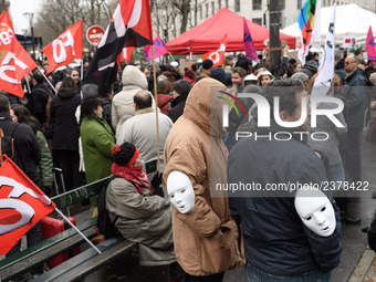 Demonstration of labour inspectors in front of the Ministry of Health and Social Affairs for the respect of trade union freedoms at the labo...