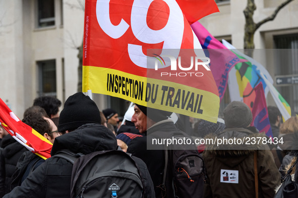 Demonstration of labour inspectors in front of the Ministry of Health and Social Affairs for the respect of trade union freedoms at the labo...