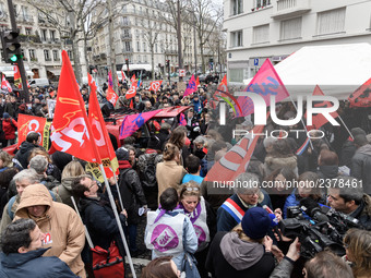 Demonstration of labour inspectors in front of the Ministry of Health and Social Affairs for the respect of trade union freedoms at the labo...