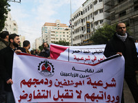 A march in support of the rights of Palestinian employees, hired by the former Hamas government in Gaza, demanding their rights and integrat...