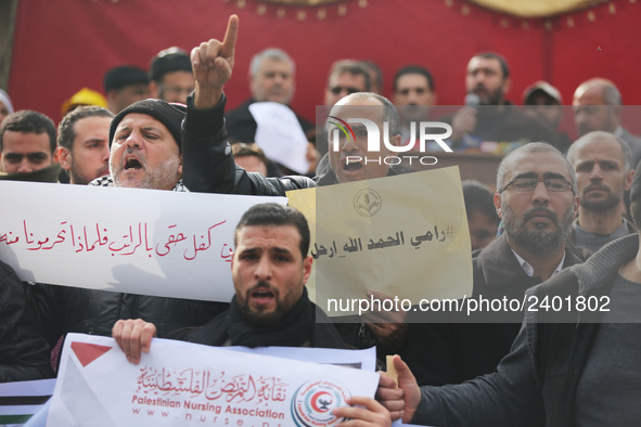 A march in support of the rights of Palestinian employees, hired by the former Hamas government in Gaza, demanding their rights and integrat...