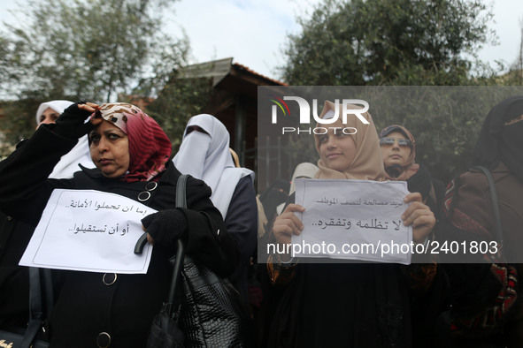 A march in support of the rights of Palestinian employees, hired by the former Hamas government in Gaza, demanding their rights and integrat...