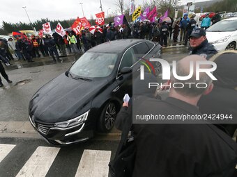 French Minister for Solidarity and Health Agnes Buzyn arrives at the Poissy Medical Center, near Paris, on January 15, 2018  for the laying...