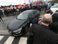 French Minister for Solidarity and Health Agnes Buzyn arrives at the Poissy Medical Center, near Paris, on January 15, 2018  for the laying...