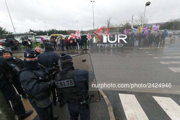 Demonstration organized by the Hospital Employees Union in front of the Poissy Medical Center, near Paris, on January 15, 2018  for the layi...