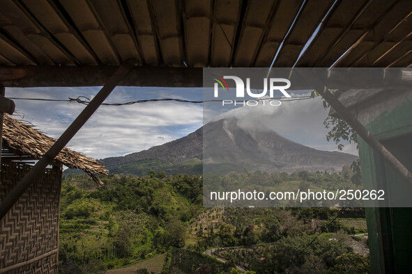 Mount Sinabung seen from Tiga Pancur village, Simpang Empat Distric, Karo, North Sumatera. Indonesia. 15 September 2014. The volcano Mount S...