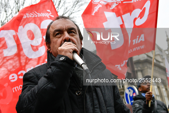 French workers' union General Confederation of Labour (CGT) Secretary-General Philippe Martinez speaks during a dimostration  to support the...