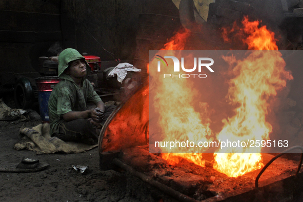 Child labor is common sight in Dhaka, Bangladesh, on 4 April 2018. According to a statistics report 2015 in Bangladesh there are 3.5 million...