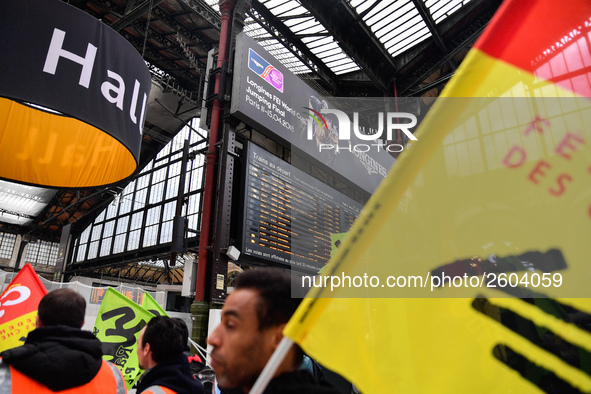 The Railway Unions gathered for an Genarla Asembly and a quick demonstration in Gare de Lyon, Paris on 09 April 2018 against the reform of t...