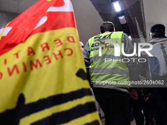 The Railway Unions gathered for an Genarla Asembly and a quick demonstration in Gare de Lyon, Paris on 09 April 2018 against the reform of t...