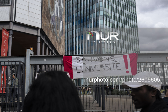  Students demonstrating against the Vidal Law, the reform of the baccalaureate and the selection at the entrance of the universities, on Apr...