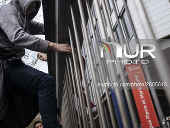  Students demonstrating against the Vidal Law, the reform of the baccalaureate and the selection at the entrance of the universities, on Apr...