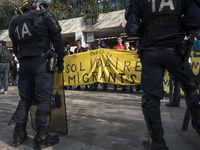 Police faces students gathering in front of the Paris Tolbiac university campus on April 20, 2018 in Paris after riot police evacuated the u...