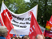 Several thousands followed the invitation of the trade unions such as IG Metall, Verdi, GEW and others to protest at the international worke...