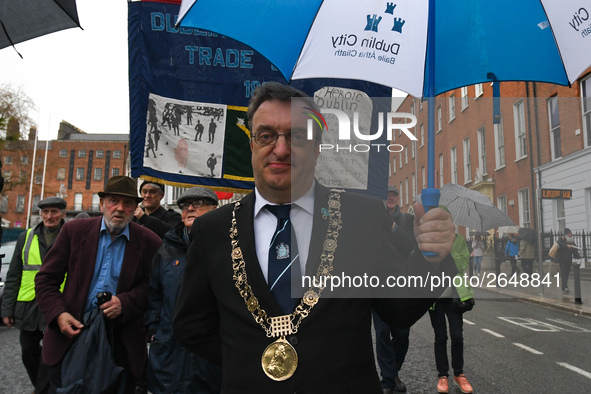 The Lord Mayor of Dublin, Sinn Fein councillor Micheal Mac Donncha, leeds hundreds of people including SIPTU unions, Right2Work campaigners,...