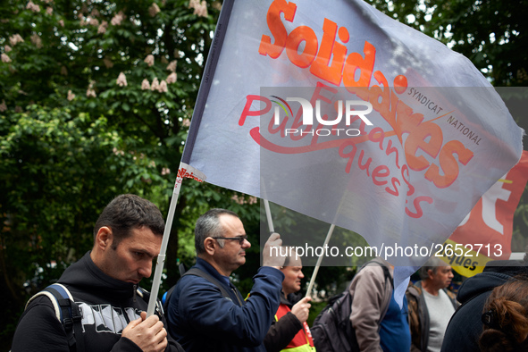 Several sectors on strike called to a protest and a gathering in front of the Préfecture against the planned evacuation of the Toulouse Jean...