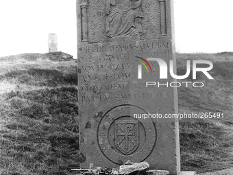 Tombstone  in memory of the sacrifice of Rolando and his paladins of France, in Alto de Ibaneta , Spain, on November 2004  (