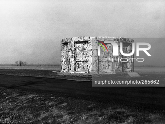  A strange structure, in Bercianos, Spain, on December 2004 (