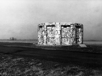  A strange structure, in Bercianos, Spain, on December 2004 (