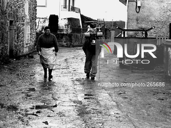 The Spanish pilgrim "Diz" in the path from Portomarin to Palais del Rei, in Castromaior, Spain, on December 2004 (