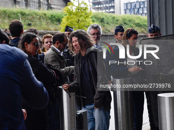 A protester who was arrested by police during the Arago highschool blocade, get out of the Courthouse in paris on the 24 may 2018.(