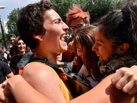 A protester who was arrested by police during the Arago highschool blocade, get out of the Courthouse and is welcomed by his friends in pari...