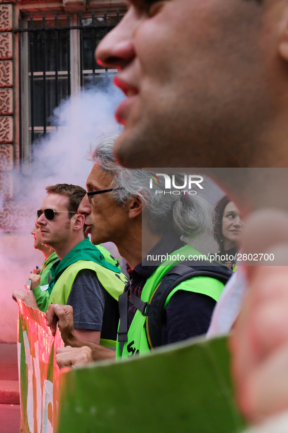 The railway workers of the SUD RAIL union demonstrate from the National Assembly to the Senate for the withdrawal of the rail pact, on 11 Ju...