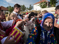 Turkish wedding. The time of the gifts. (