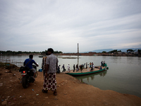 For going to Dolura Martyrs' Square visitors need to cross Surma River by boat and then will have to take motorcycle. After traveling for ar...