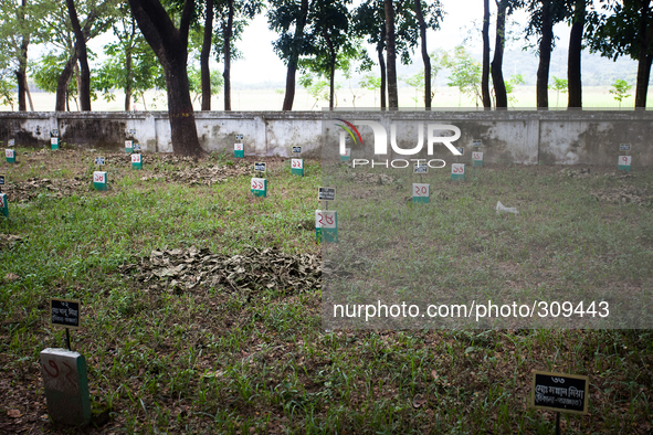 Mass graveyard of 48 Martyrs just on the border between Bangladesh and India at Shunamgonj. 
Its been 43 years since Bangladesh got indepen...