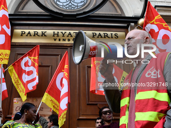  The subcontractors of the Park Hyatt Vendôme, who have been on strike for 18 days, and who were dislodged by the police from the Parisian p...